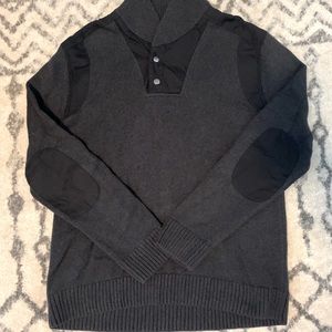 Men’s pullover sweater